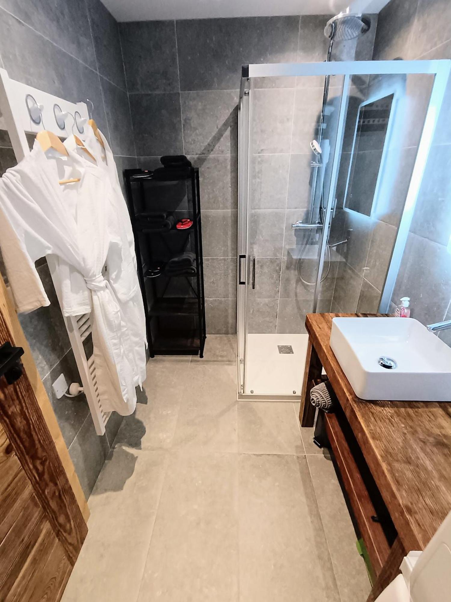 Chez Lucienne, Jacuzzi Et Sauna Samoens Bagian luar foto