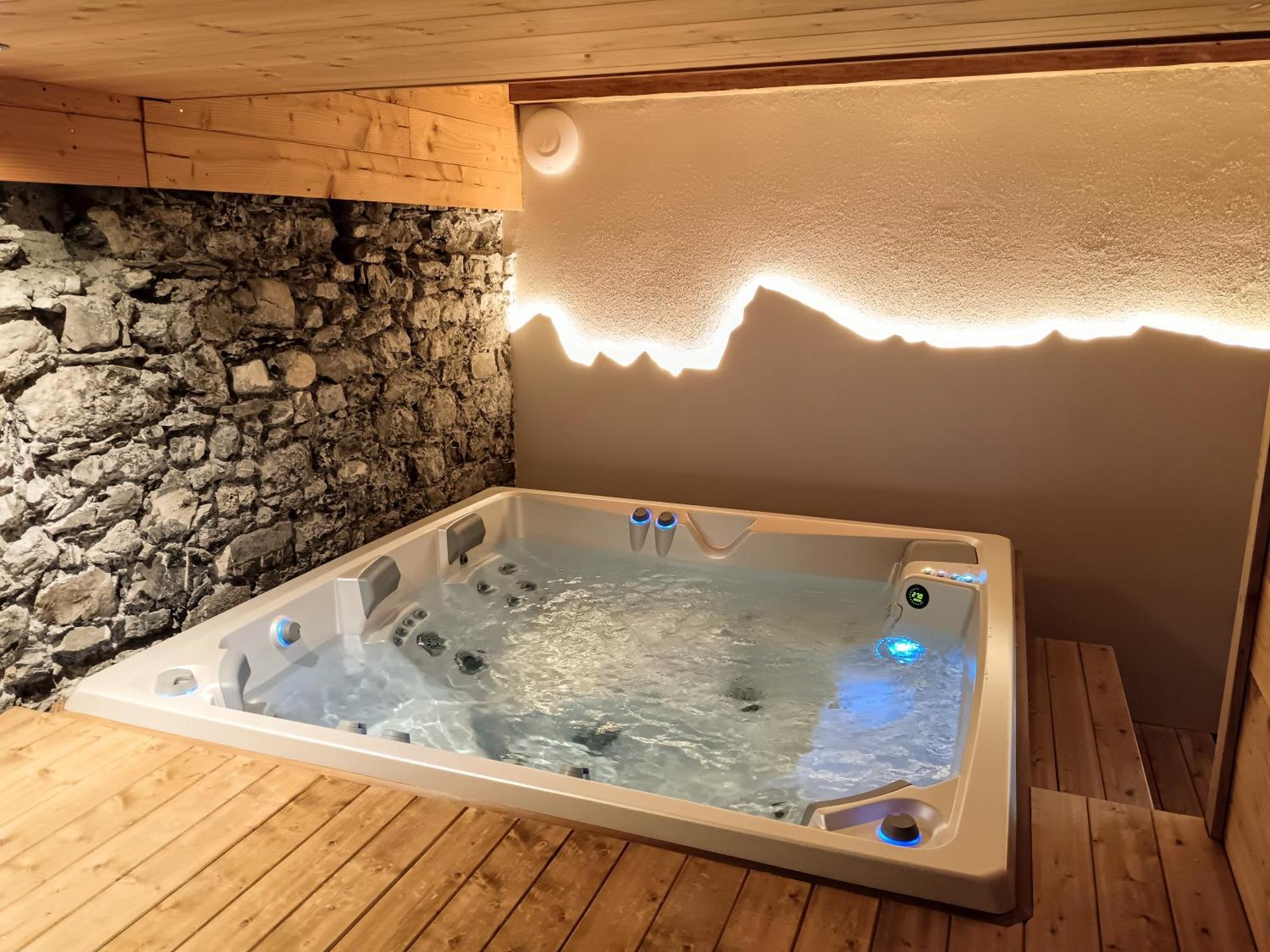 Chez Lucienne, Jacuzzi Et Sauna Samoens Bagian luar foto