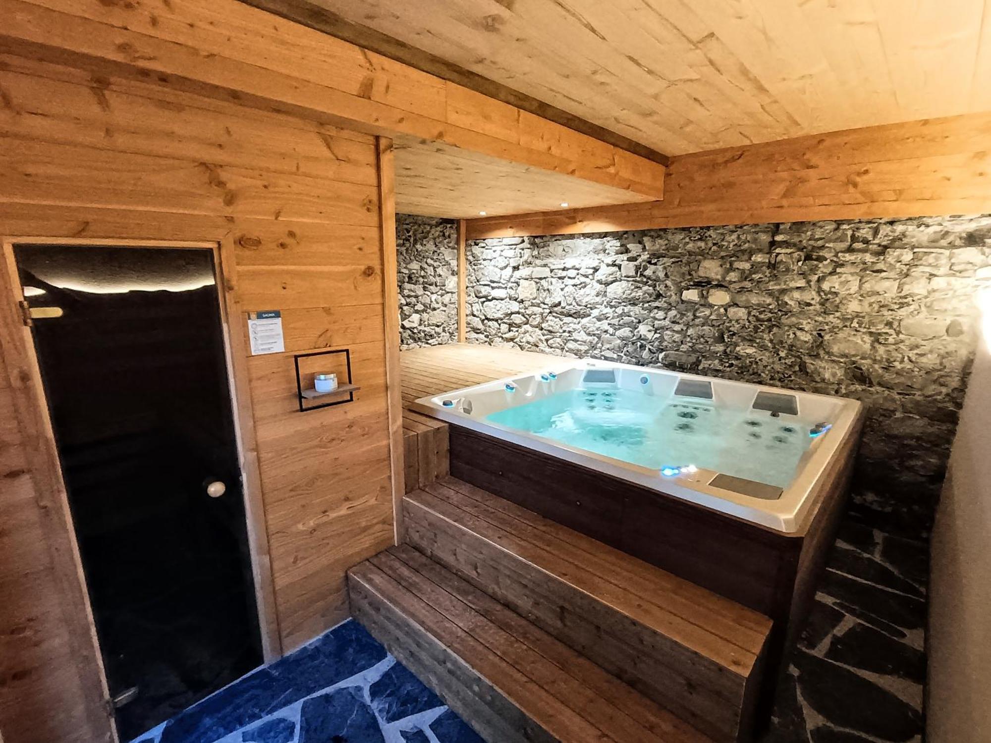Chez Lucienne, Jacuzzi Et Sauna Samoens Bagian luar foto